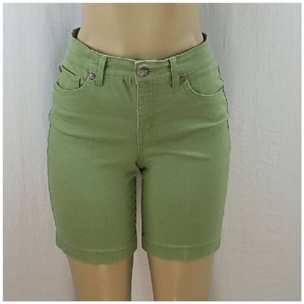 CODE BLUE, GWEN, Bermuda Shorts, size 8 / 28